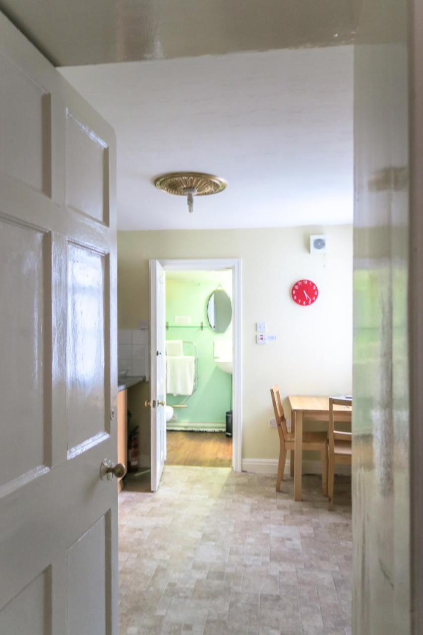 Apartment - Rodney Street *